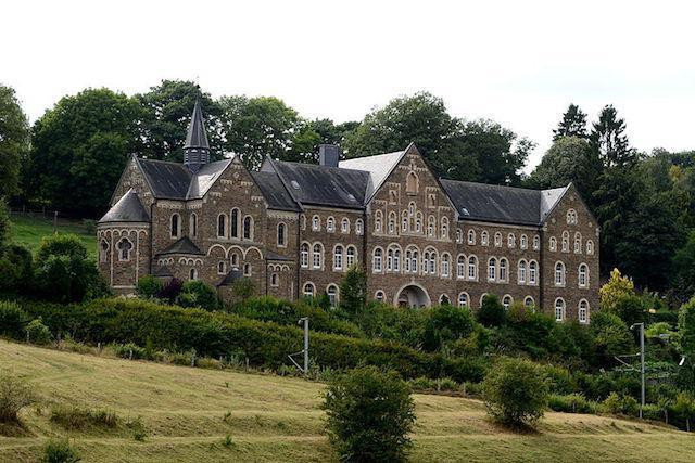 Cinqfontaines Abbey, which was used as a deportation site during WWII. Wikimedia Commons