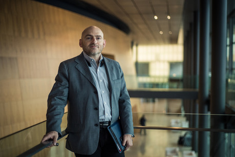 «Il est plus important d’être persévérant que brillant. Et courageux aussi plus que d’avoir confiance en soi», a dit le CEO de Spire Global, Peter Platzer, jeudi soir. (Photo: Paperjam / Archives)