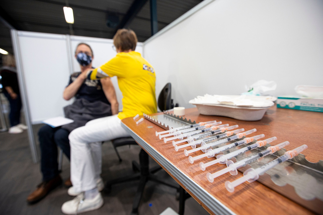 Des habitués de la lutte contre les vaccins ont demandé à la justice, luxembourgeoise et européenne, de faire cesser la diffusion des vaccins contre le Covid-19. Sans succès jusqu’ici. (Photo: Shutterstock)