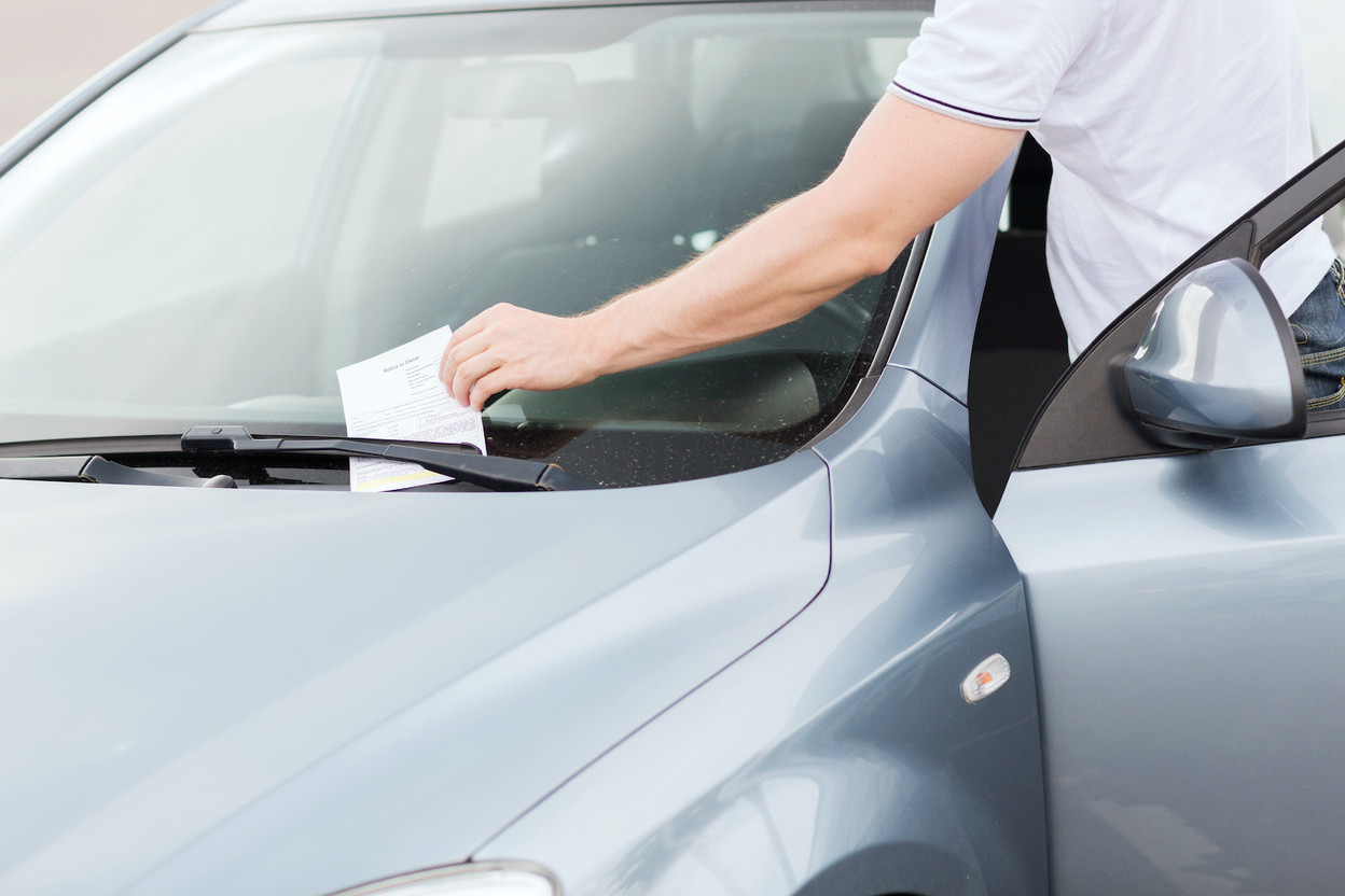 Municipal agents hand out parking fines but will soon be able to issue tickets for other offences Photo: Shutterstock