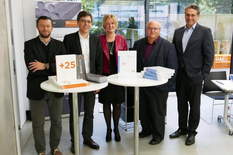 Steve Weyland, membre du Conseil de l’Ordre, Jos Dell, président de l’OAI, Francine Closener, secrétaire d’État à l’Économie, Pierre Hurt, directeur de l’OAI, Andrea De Cillia, vice-président de l’OAI. (Photo: OAI)