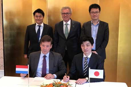 Nao Kitazawa, Board Director of the Fintech Association of Japan, H.E. Pierre Gramegna, Minister of Finance, Shirabe Ogino, Board Director of the Fintech Association of Japan, Nicolas Mackel, CEO of Luxembourg for Finance and Hiroki Maruyama, Chairman of the Board of the Fintech Association of Japan. (Photo: Lhoft)