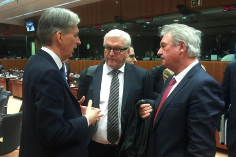 Jean Asselborn avec les ministres des Affaires étrangères du Royaume-Uni, Philip Hammond, et de l'Allemagne, Frank-Walter Steinmeier. (Photo: gouvernement.lu / MAEE)