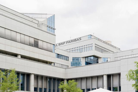 Dans sa démarche d’engagement dans la société, le groupe vient ainsi d’annoncer l’arrêt du financement des entreprises et infrastructures dont l’activité principale est le gaz ou le pétrole de schiste, pétrole issu des sables bitumineux. (Photo: Maison de l'Europe / archives)