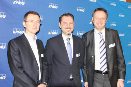 From left to right: Mr Vincent Koller, Philippe Borremans (speaker), Georges Bock (Managing Partner KPMG). (Photo: KPMG)