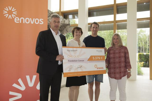 Erny Huberty (Enovos), Lucienne Thommes (directrice de la Fondation Cancer), Andy Schleck (Andy Schleck Cycles) et Claudine Mackel (Enovos) (Photo: Enovos)