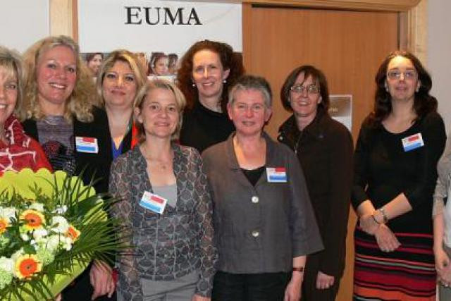 Mme la ministre Hetto-Gaasch et le comité organisateur luxembourgeois de «EUMA Spring Council & Training Day 2011». (Photo: EUMA Luxembourg)