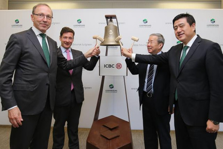 From left to right: Robert Scharfe, CEO of Luxembourg Stock Exchange; Nicolas Mackel, CEO of Luxembourg for Finance; Huang Changqing, Chinese ambassador to Luxembourg; Chen Fei, general manager of ICBC Luxembourg Branch. (Photo: ICBC)