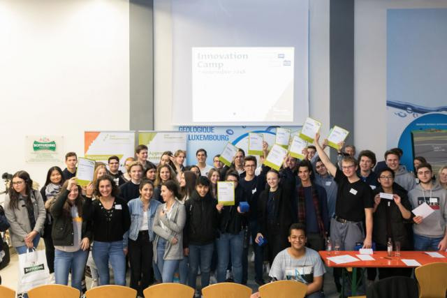 50 élèves de 10 lycées ont participé au Innovation Camp et ont tenté de trouver des idées et solutions innovantes au Business Challenge. (Photo: Jonk Entrepreneuren Luxembourg)