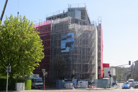 Ikogest et Soludec ont célébré aujourd’hui la fin des travaux de gros œuvre de l’immeuble One on One (Photo: Ikogest)