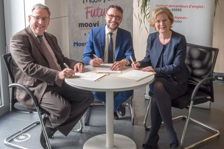 Isabelle Schlesser, directrice de l’Adem, Gilles Risser, directeur général de Moovijob et Nico Binsfeld, directeur général de Post Telecom PSF et représentant d’ICT Luxembourg (Photo: Moovijob)