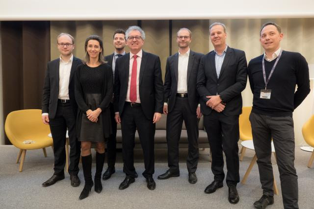 From left to right: Oliver Schimek, Laure Morsy, Mark Schmitz, H.E. Pierre Gramegna, Holger von Keutz, Cees Vermaas and Olivier Selis. (Photo: CrossLend)