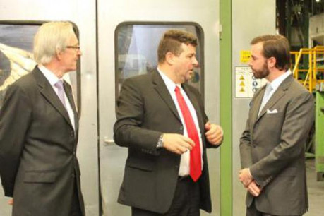 Nicolas Soisson, Jacques Lanners et Son Altesse Royale le Grand-Duc héritier (Photo : Ceratizit)