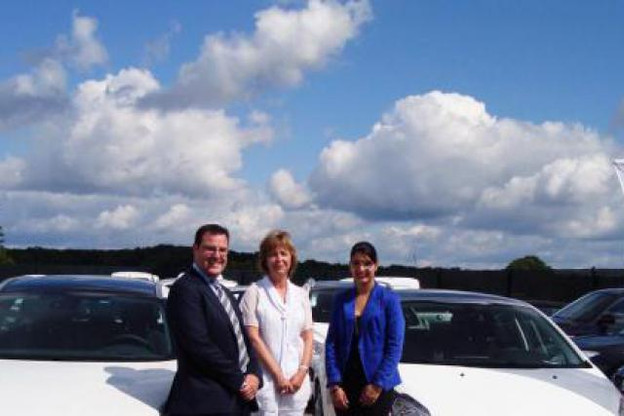 De gauche à droite : David Grandjean ALD Automotive, Rita Goffin Deputy General Manager Systemat et Claudia De Matos ALD Automot (Photo : ALD Automotive)