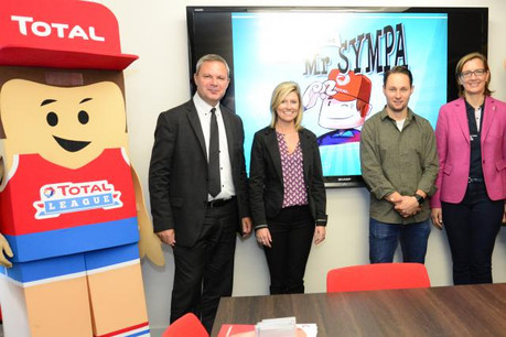Mr Sympa, Frédéric Santoni, Sofie Maene, Alexandre Espigares et Anne Goeres. (Photo: TOTAL Luxembourg)
