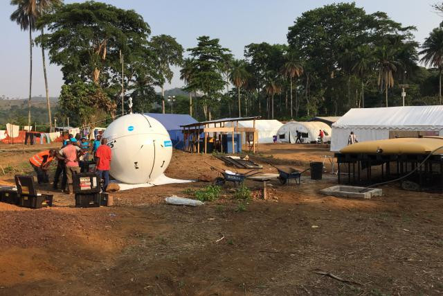 Une antenne «emergency.lu» déployée en Guinée pour la lutte contre Ebola. (Photo: MAEE)