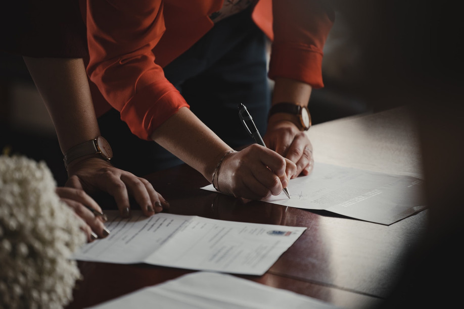 The number of new businesses started and the number of corporate bankruptcies recorded both surged in 2021, compared to 2020. Photo: Romain Dancre/Unsplash