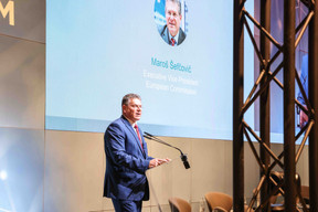 Maroš Šefčovič, vice-président exécutif de la Commission européenne, lors du Forum du groupe BEI, le 8 février. (Photo: Marie Russillo/Maison Moderne)