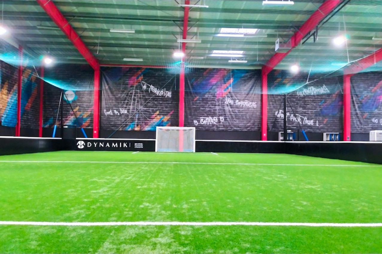 Quatre terrains de football couverts dotés d’un revêtement synthétique composaient le complexe de loisirs ouvert à Contern fin 2020.   (Photo: Maison Moderne/Archives)