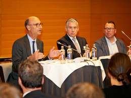 Michel Wurth (ArcelorMittal), Christian Schuller (Ministère de l'Economie) et Jean-François Orban (Maâ-Oui!) ((Photo: Eric Devillet))