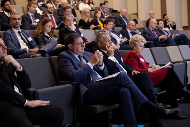 Yves Maas (ABBL), Guy Hoffmann (Raiffeisen), Viviane Reding (CSV) (Photo: Matic Zorman / Maison Moderne)