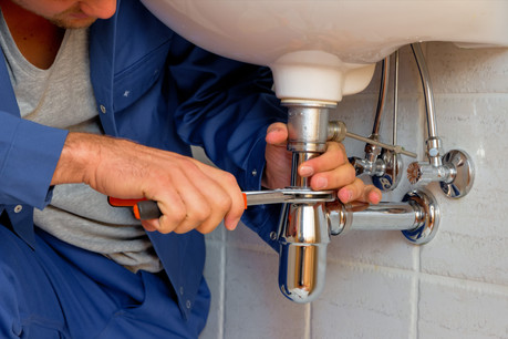Si tout le secteur de la construction reprend dès lundi, cela signifie aussi une reprise de l’activité à domicile pour les plombiers et les chauffagistes, selon Tom Wirion, directeur de la Chambre des métiers. (Photo: Shutterstock)