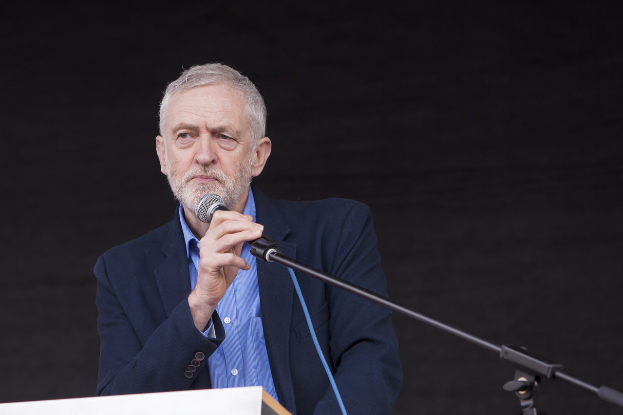 Jeremy Corbyn et le parti travailliste vont voter pour la tenue d’un scrutin anticipé. Une motion pourrait être déposée en ce sens, pour des élections législatives anticipées le 11 décembre. (Photo: Shutterstock)