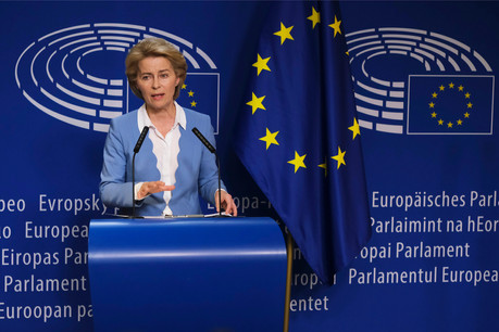 La pandémie provoquera un «choc majeur» mais temporaire sur l’économie selon Ursula von der Leyen, qu’il convient d’amortir avec un large soutien aux entreprises comme au secteur de la santé. (Photo : Shutterstock)