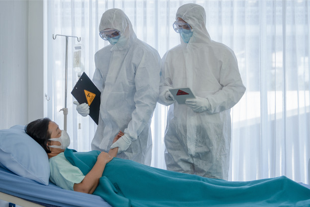 La courbe des hospitalisations repart fermement à la hausse. (Photo: Shutterstock)