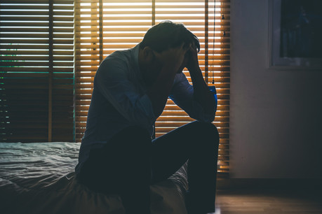 Le sentiment de bien-être des résidents a tendance à diminuer lorsque la courbe des infections au Covid-19 augmente, ainsi que lorsque des mesures de restriction sont prises dans la foulée. (Photo: Shutterstock)