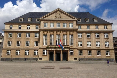 La ministre Taina Bofferding espère que les communes continueront à investir dans leurs projets d’infrastructures. (Photo: Wikimedia commons)
