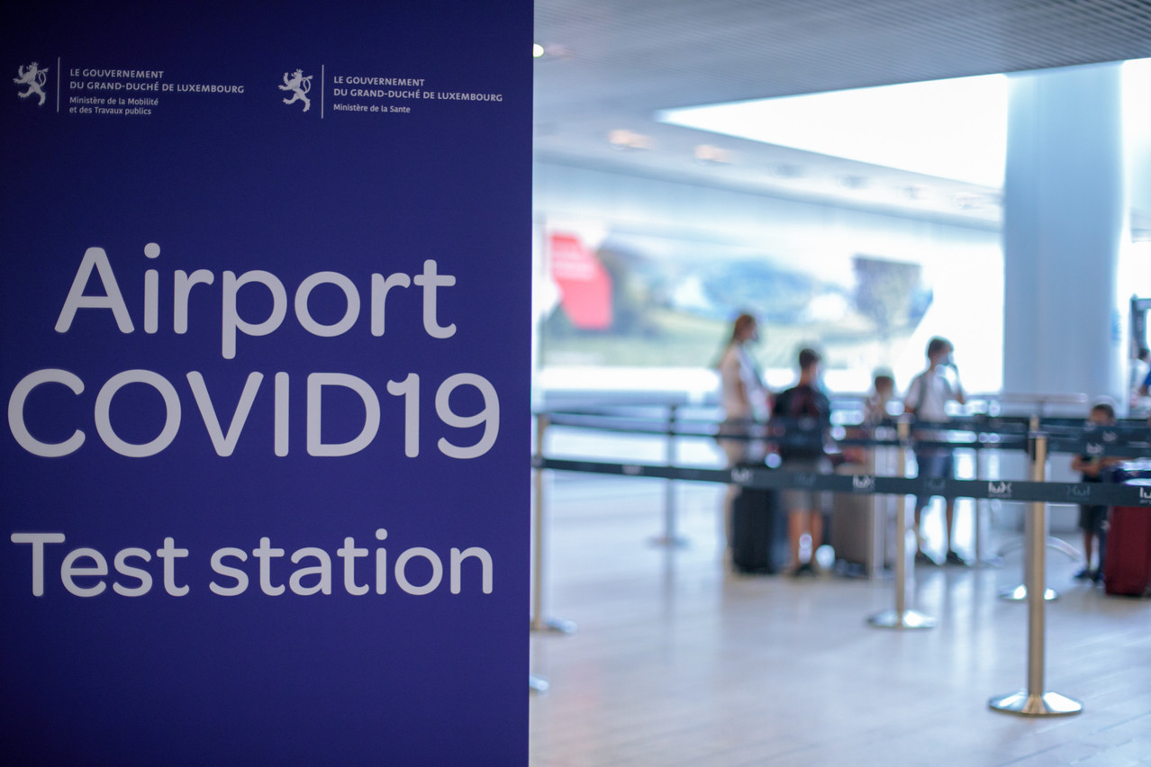 Durant la journée de samedi, 7.849 tests PCR ont été menés au Grand-Duché, notamment à l’aéroport de Luxembourg. (Photo: Matic Zorman/Maison Moderne)