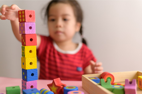 Seuls 30% des enfants admissibles trouvaient une place dans la crèche de la BEI ou une des crèches subventionnées. (Photo: Shutterstock)