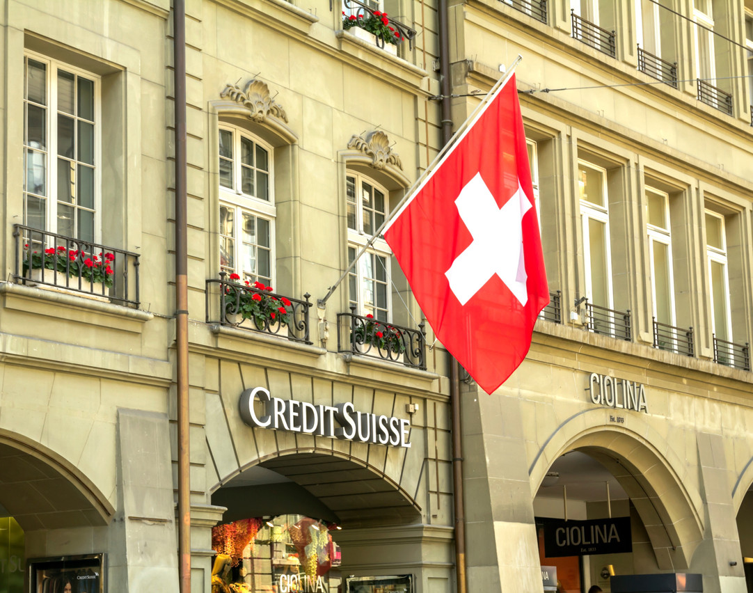Dans la tourmente, Credit Suisse pourrait supprimer jusqu’à 10.000 emplois. (Photo: Shutterstock)