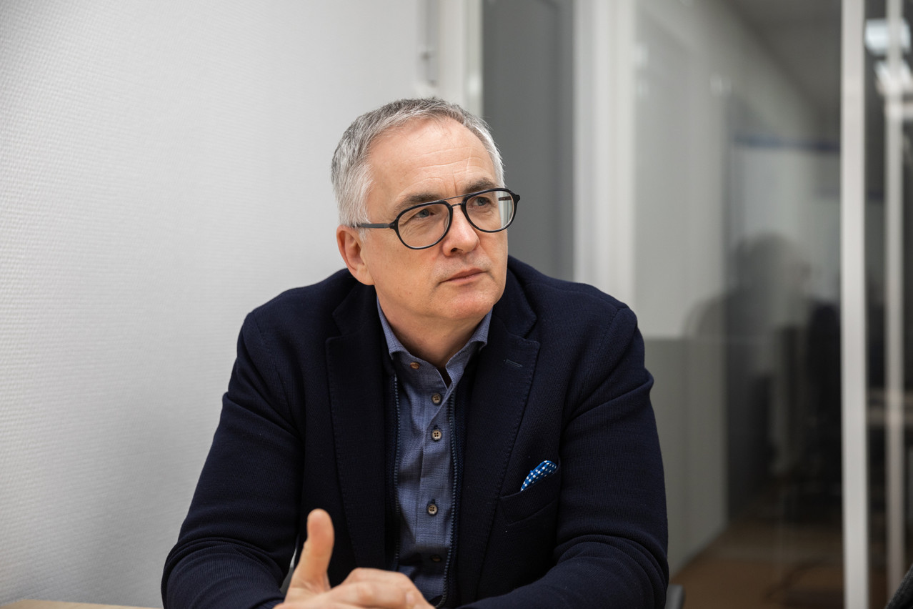 Le Luxembourg, précurseur de la médecine de demain. L’ambition de Jean-Paul Scheuren pour le HE:AL Campus. (Photo: Romain Gamba/Maison Moderne) 