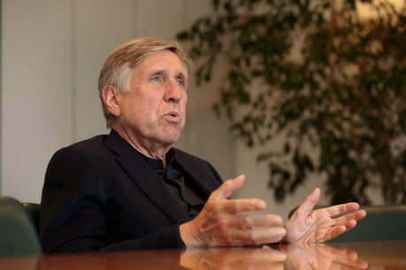 «Tout le monde sait très bien que les Verts n’étaient pas pour le projet», déclare le vice-Premier ministre François Bausch. «Nous estimons qu’il n’apporte rien de positif, même pas pour le tissu économique luxembourgeois. Créer de l’emploi pour les frontaliers, cela n’a aucun sens. Mais c’est une opinion personnelle.» (Photo: Matic Zorman / Maison Moderne)