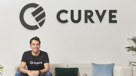 Le CEO de Curve, Shachar Bialick, veut transformer 36 manières de payer en une seule. La sienne. (Photo: Curve)