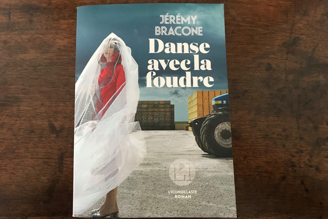 «Danse avec la foudre» est le premier roman de Jérémy Bracone.  (Photo: Paperjam)