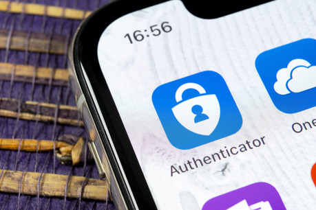 Depuis mercredi, Microsoft permet l’utilisation de son Authenticator pour tous les clients de ses produits. 200 millions d’entre eux se passent déjà de mots de passe au profit de cette double authentification. (Photo: Microsoft)
