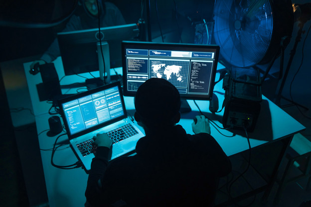Voler des données sensibles et chiffrées aujourd’hui, en attendant que les technologies de déchiffrage soient prêtes pour tout savoir de ces secrets officiellement bien protégés. (Photo: Shutterstock)