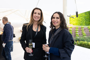 Angela Leroy (Special Memories) et Céline Velluet (Wili). (Photo: Eva Krins/Maison Moderne)