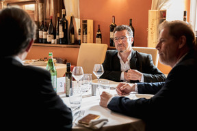À droite, Nicolas Gauthier (Xpertiz SA) ((Photo: Jan Hanrion / Maison Moderne))
