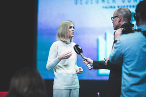Taina Bofferding (Ministre de l'intérieur, Ministre de l'Égalité entre les femmes et les hommes) et Thierry Raizer (Maison Moderne) ((Photo: Arthur Ranzy))