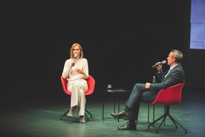 Taina Bofferding (Ministre de l'intérieur et Ministre de l'Égalité entre les femmes et les hommes) et Matthieu Croissandeau (Maison Moderne) ((Photo: Arthur Ranzy))