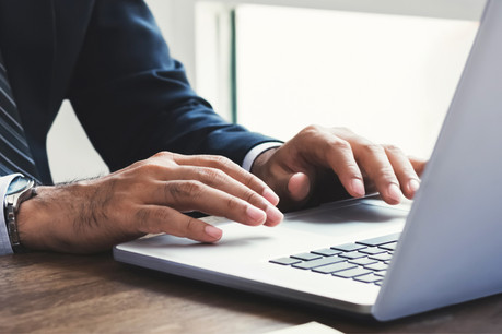 Les entités disposent de trois mois de plus pour s’inscrire au RBE. (Photo: Shutterstock)