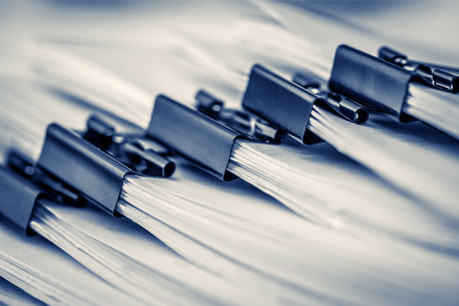 Des délais sans doute bienvenus pour rendre les rapports liés à la lutte contre la fraude fiscale. (Photo: Shutterstock)