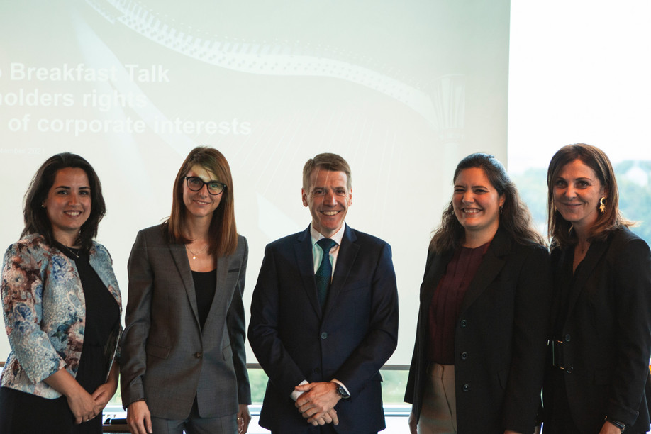 Eda Dripps, Sara Gentile, Pierre-Alexandre Degehet , Deniz Güneş Türktaş et Elisa Petrone (Bonn Steichen & Partners) (Photo: Léo Biewer/Maison Moderne)