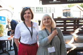Oksana Cherniuk et Angela Domasova (Luxembourg School of Contemporary Etiquette). (Photos : Eva Krins/Maison Moderne)
