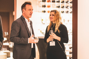 Pascal Dorban (Talk Finance) et Cristina Kampe (Fenthum) ((Photo: Arthur Ranzy))