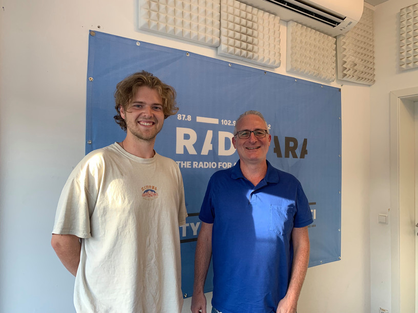 Ara City Radio’s Pétur Eggertsson and Delano’s Aaron Grunwald are seen at the community broadcaster’s studios, 29 August 2022. Photo: Delano/Ara City Radio